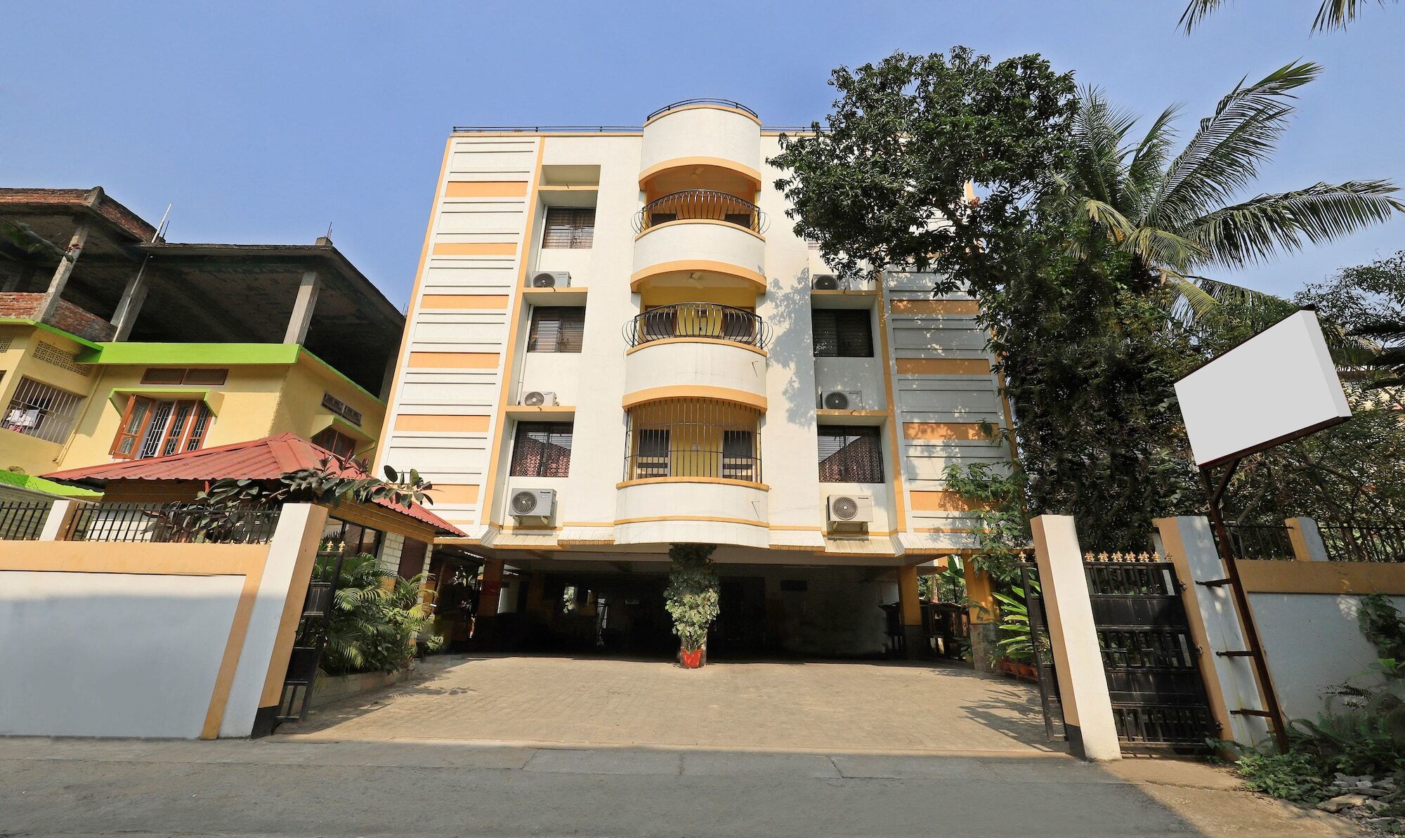 Treebo Trend Umal Homestay Ganeshguri Guwahati Luaran gambar